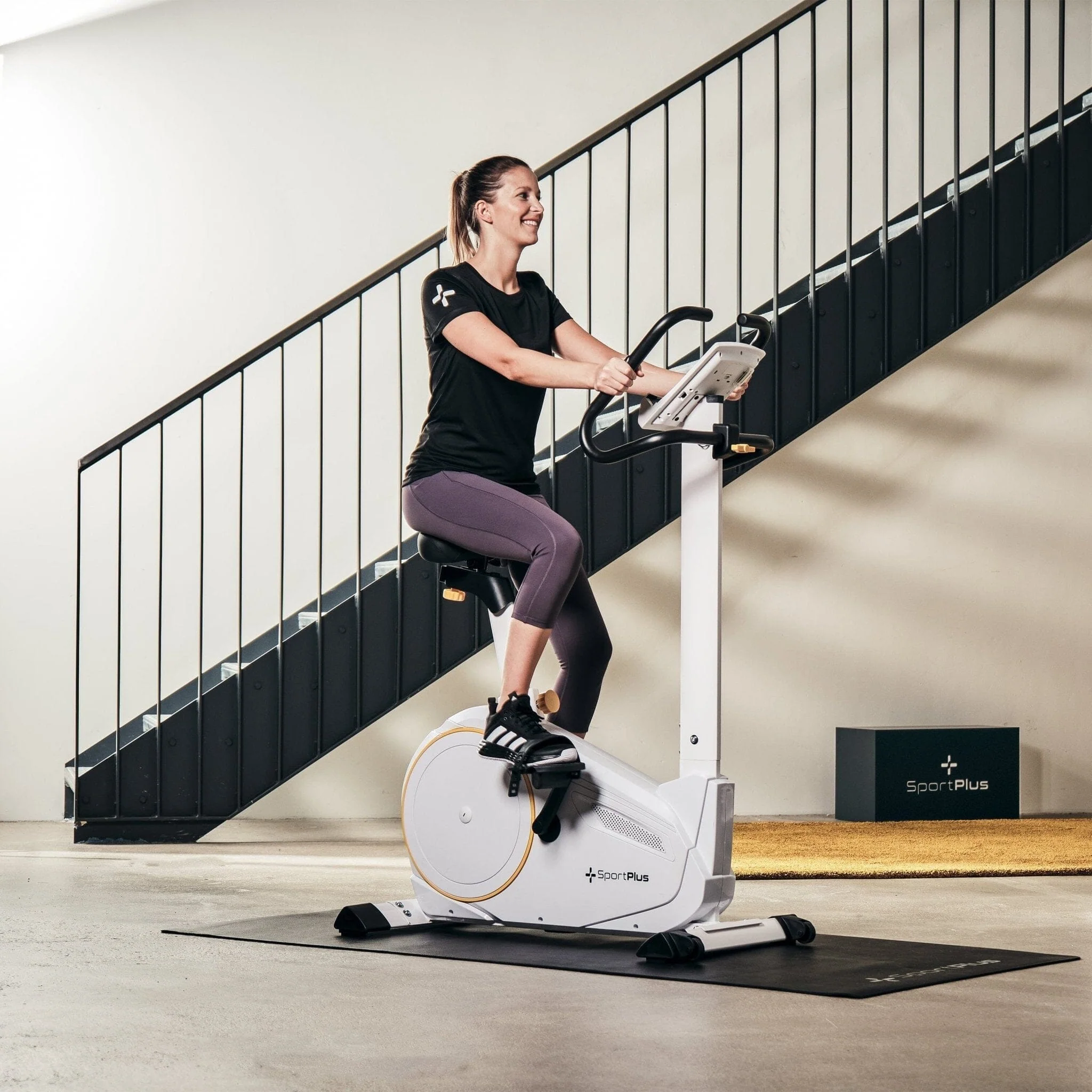 Heimtrainer | Tiefer Einstieg | 24 Computer gesteuerte Widerstandsstufen | bis 260 W | App-kompatibel - Image 11